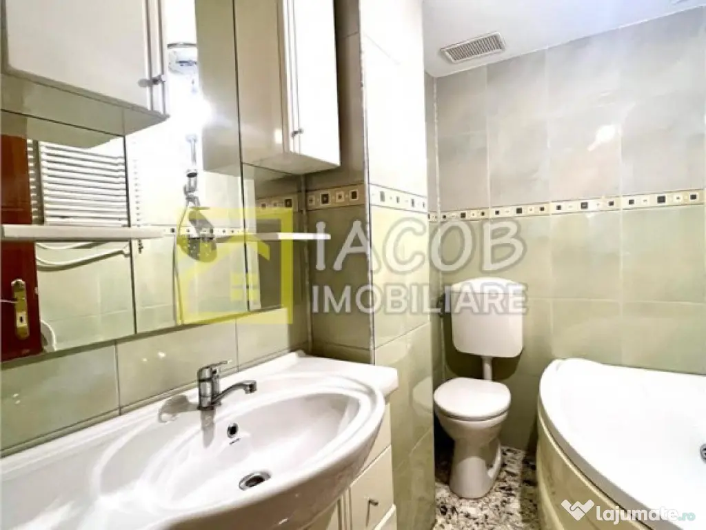 Apartament 3 camere decomandate, etaj 1, str. Narciselor 15, 