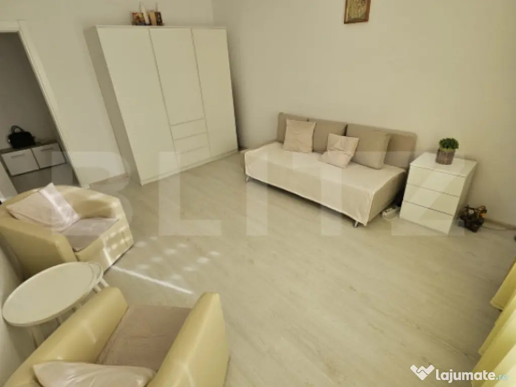 Apartament decomandat cu 2 camere, 41 mp utili, parcare incl