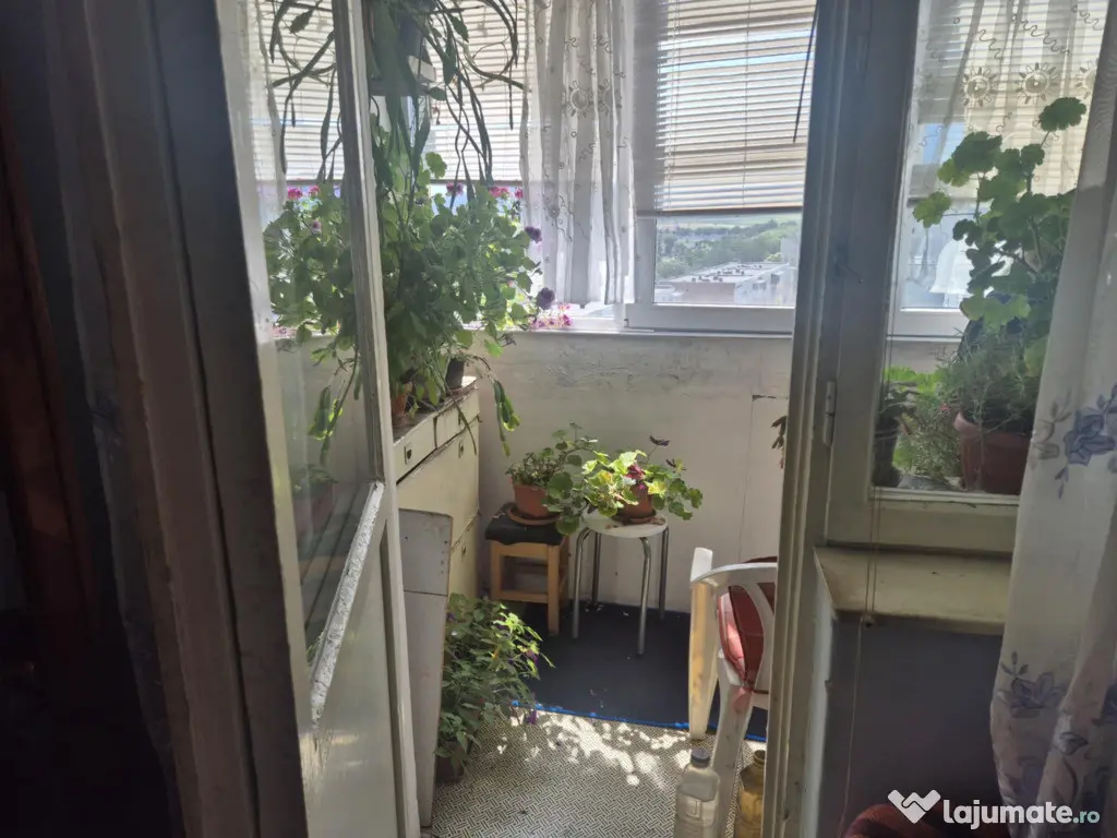 Apartament de 2 camere zona Astra 