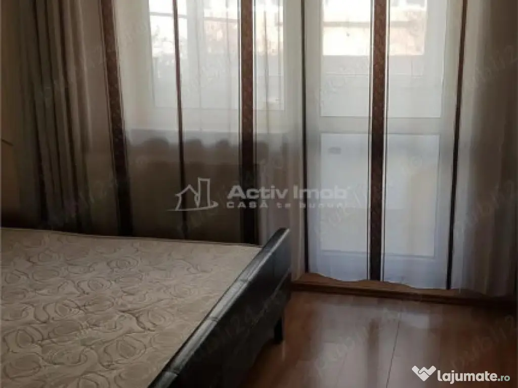 Decebal - 2 camere - loc de parcare