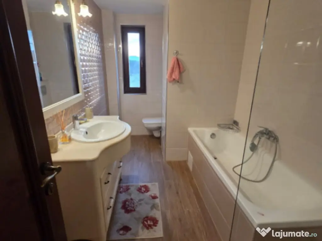 Apartament 3 camere zona Sub Arini Sibiu 