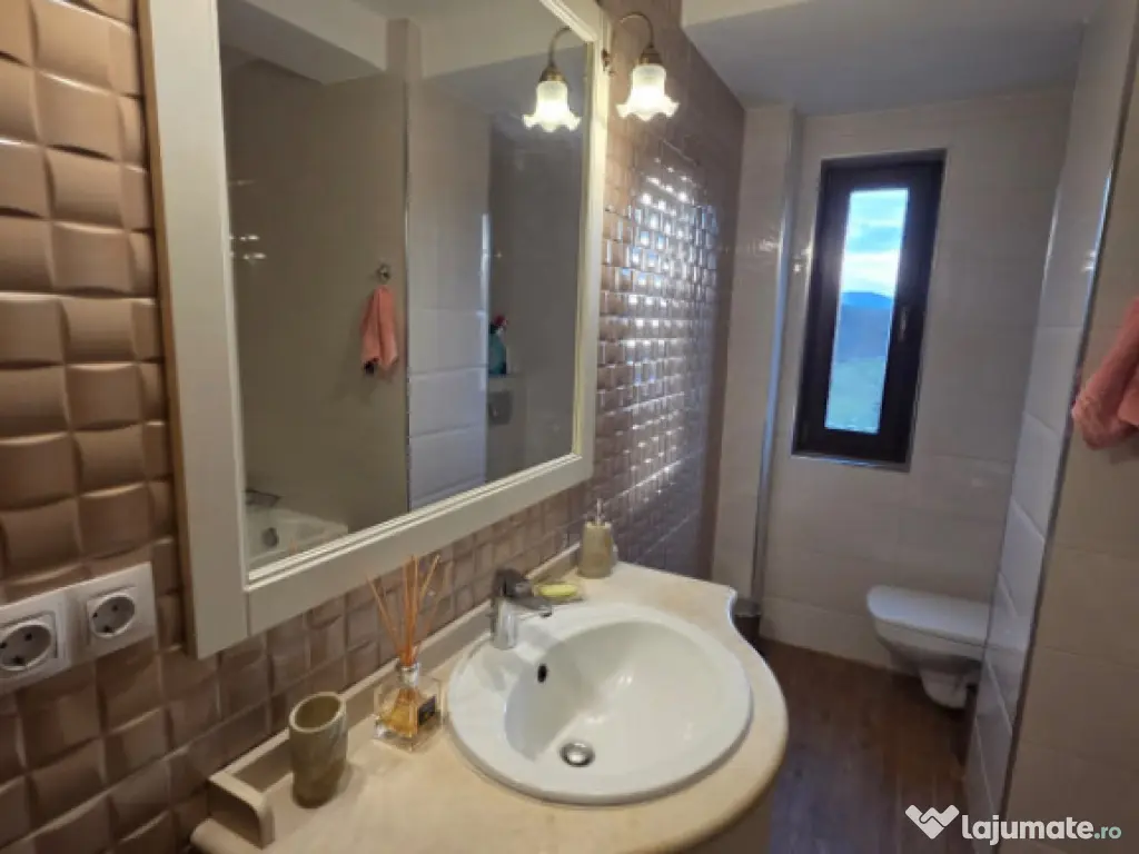 Apartament 3 camere zona Sub Arini Sibiu 