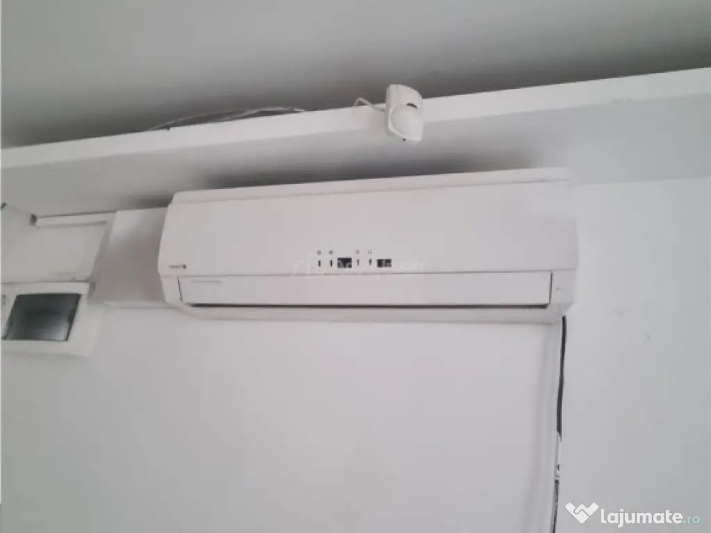 De inchiriat Spatiu comercial si teren strada Bucuresti lang 