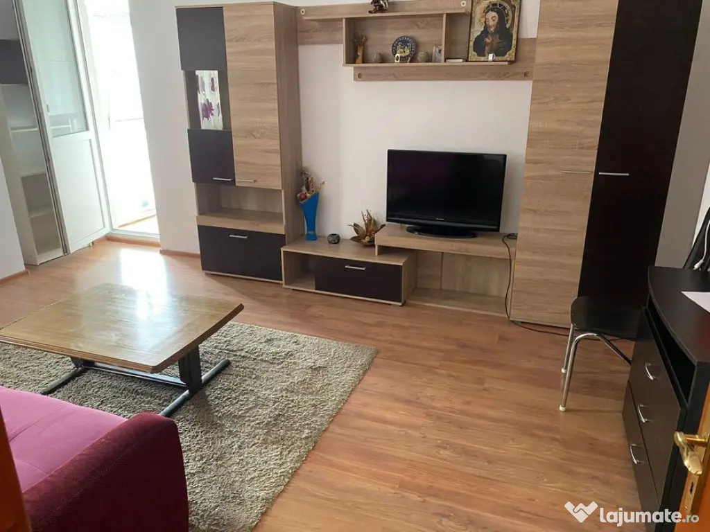 STRADA BABADAG - 2 CAMERE DECOMANDAT, 52MP.