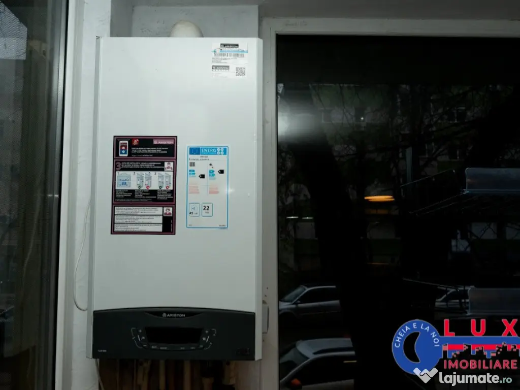 ID 6104 Spatiu comercial de vanzare *Piata Noua 