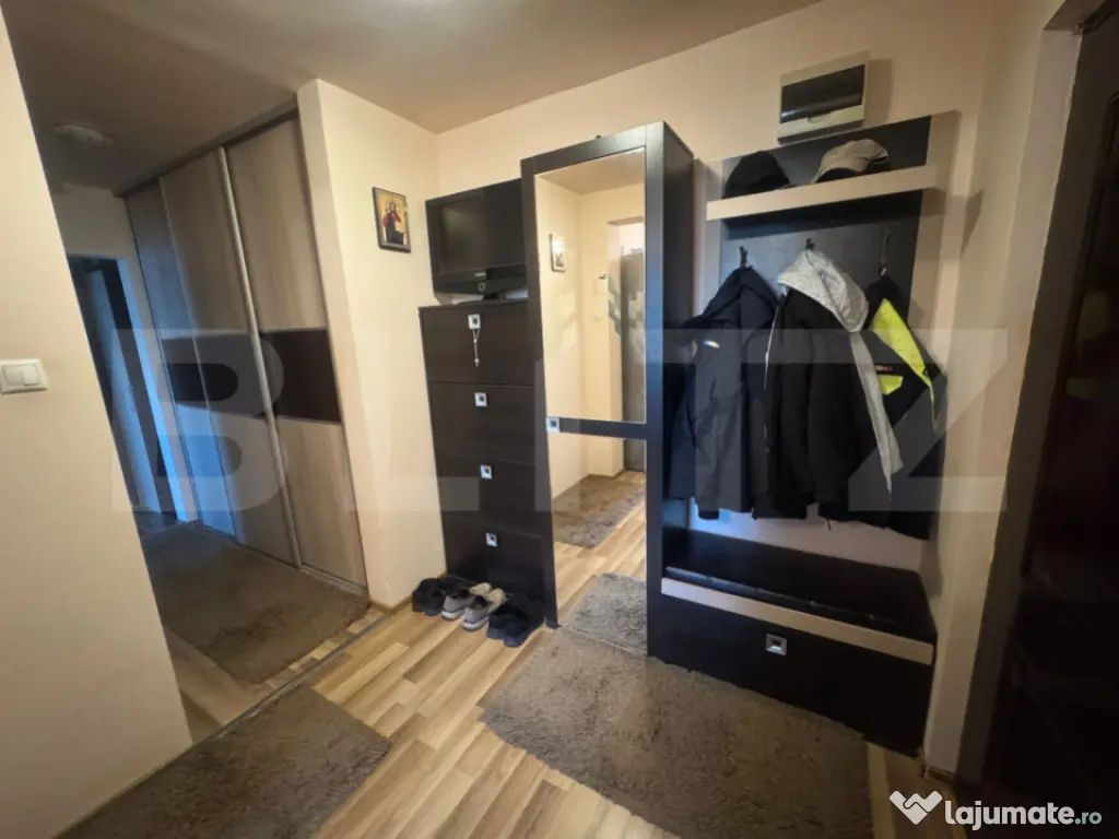 Apartament 3 camere, etaj 1, izolat exterior – ideal pentr