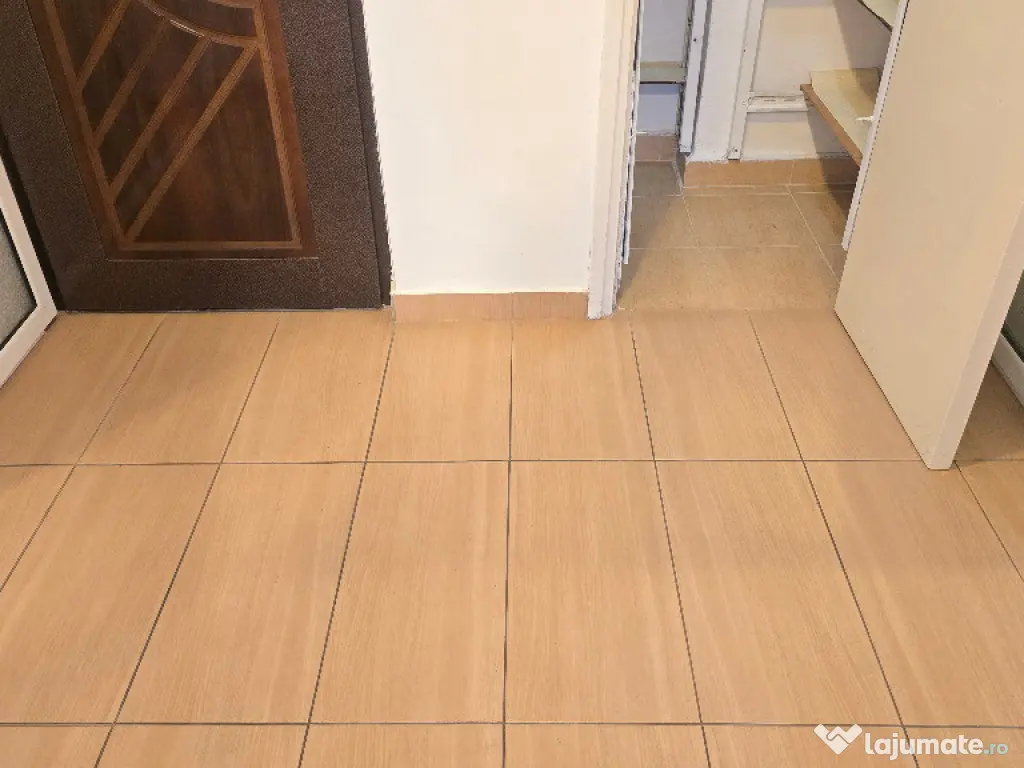 Vand apartament 3 camere cu intrari separate in Deva, Titu Maiorescu 