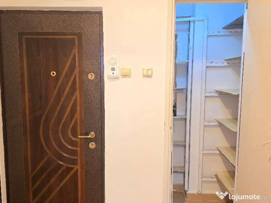 Vand apartament 3 camere cu intrari separate in Deva, Titu Maiorescu 