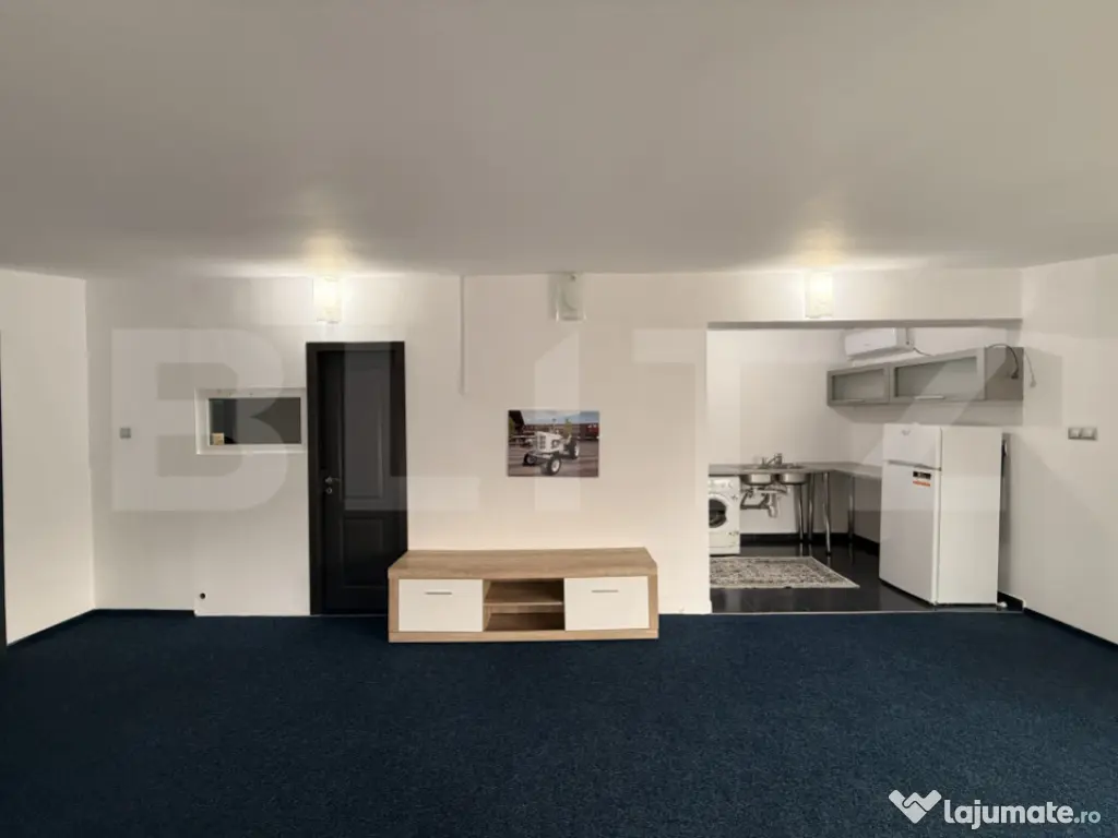 Cabinet medical și apartament 2 camere, 225 mp, zona 1 Mai