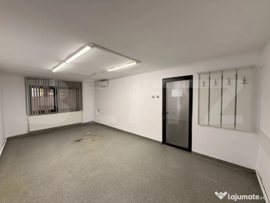 Cabinet medical și apartament 2 camere, 225 mp, zona 1 Mai