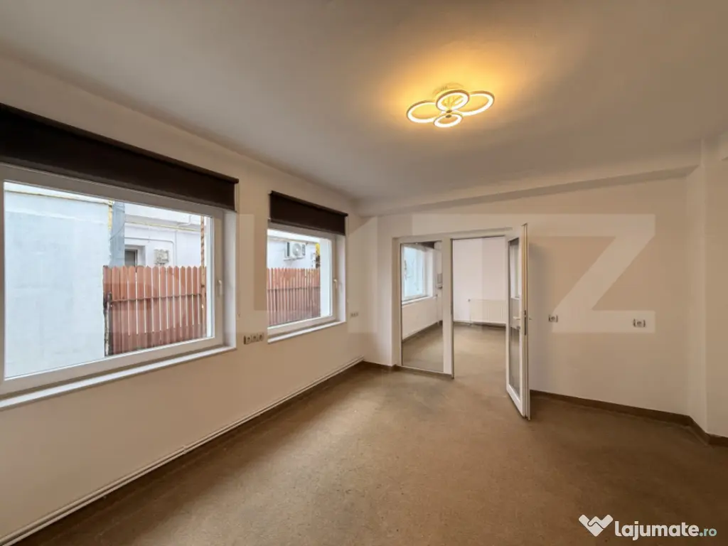 Cabinet medical și apartament 2 camere, 225 mp, zona 1 Mai