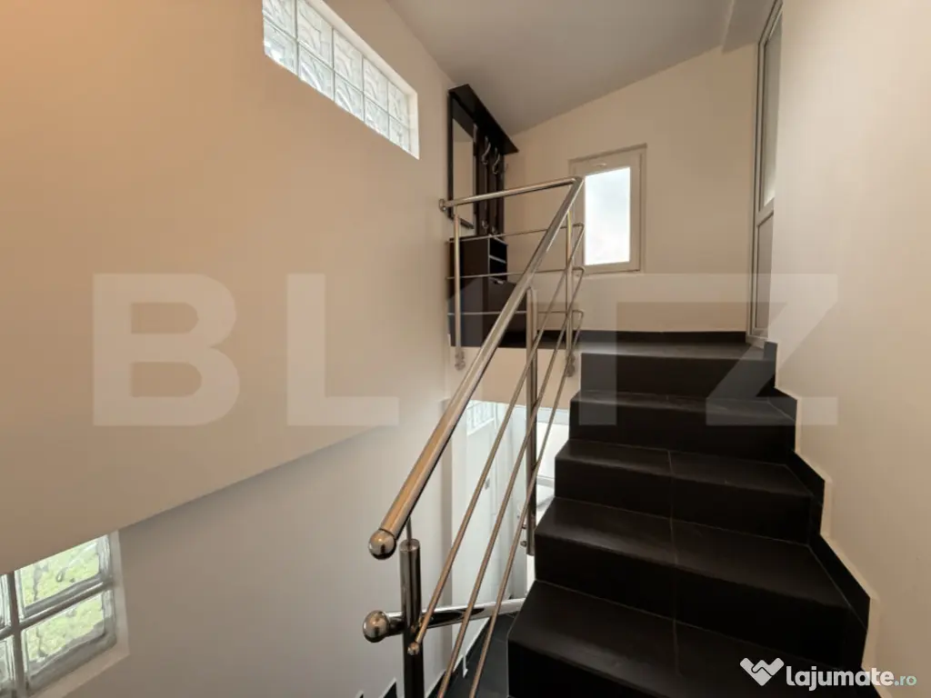 Cabinet medical și apartament 2 camere, 225 mp, zona 1 Mai