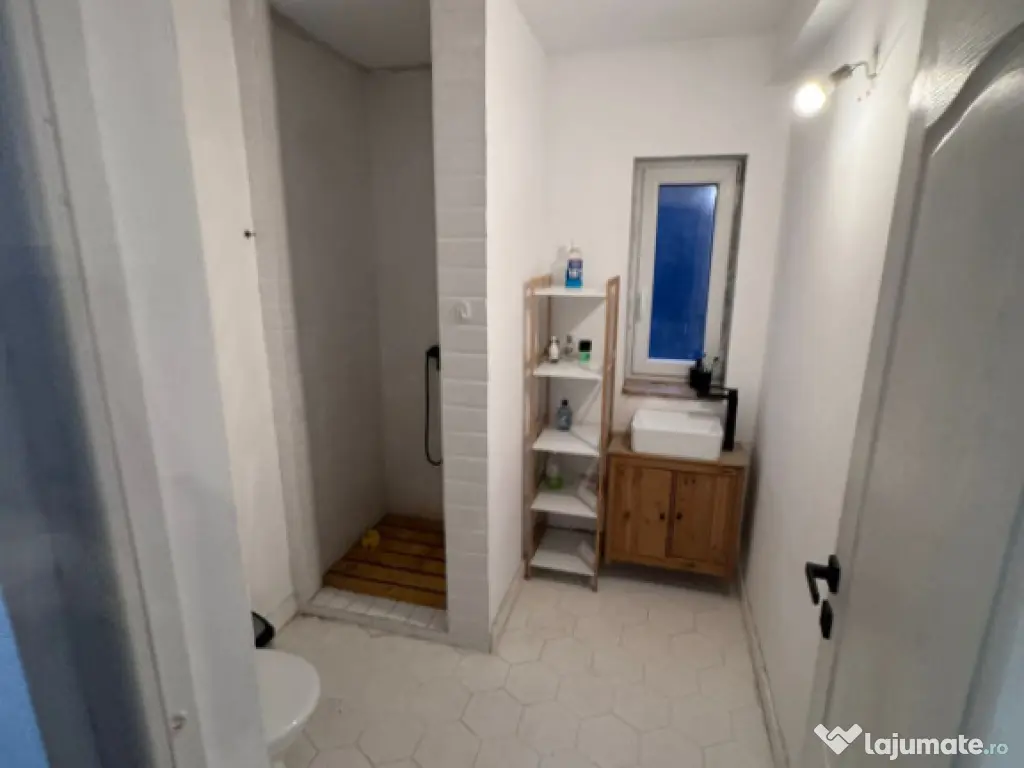 Casa P+M de vanzare, situata in Poiana-Constanta 