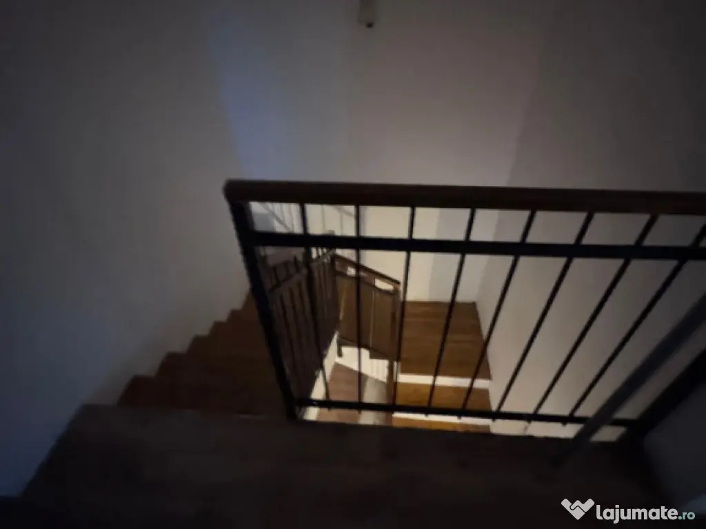 Casa P+M de vanzare, situata in Poiana-Constanta 