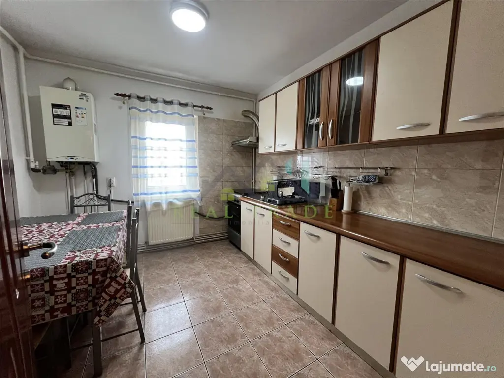 Apartament 2 camere decomandat Centrul Civic- AFI