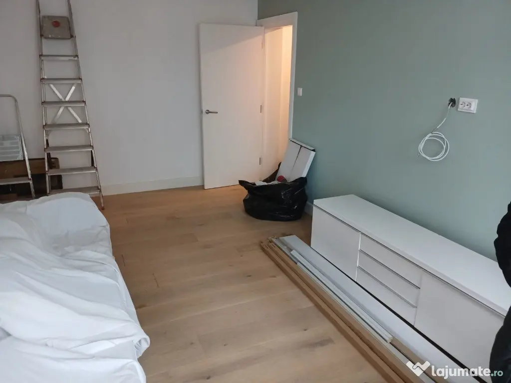 Apartament 2 camere de vanzare, zona Ursului (Centrala) 