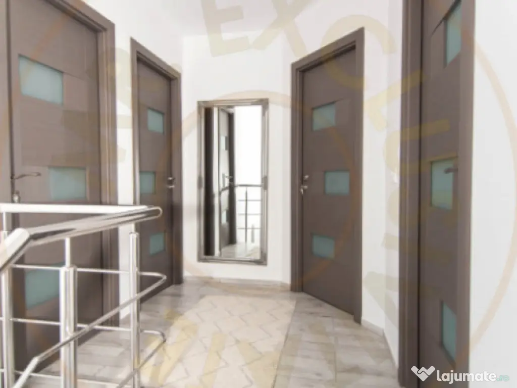 Casa 4 camere langa padure - mobilata si utilata complet - 