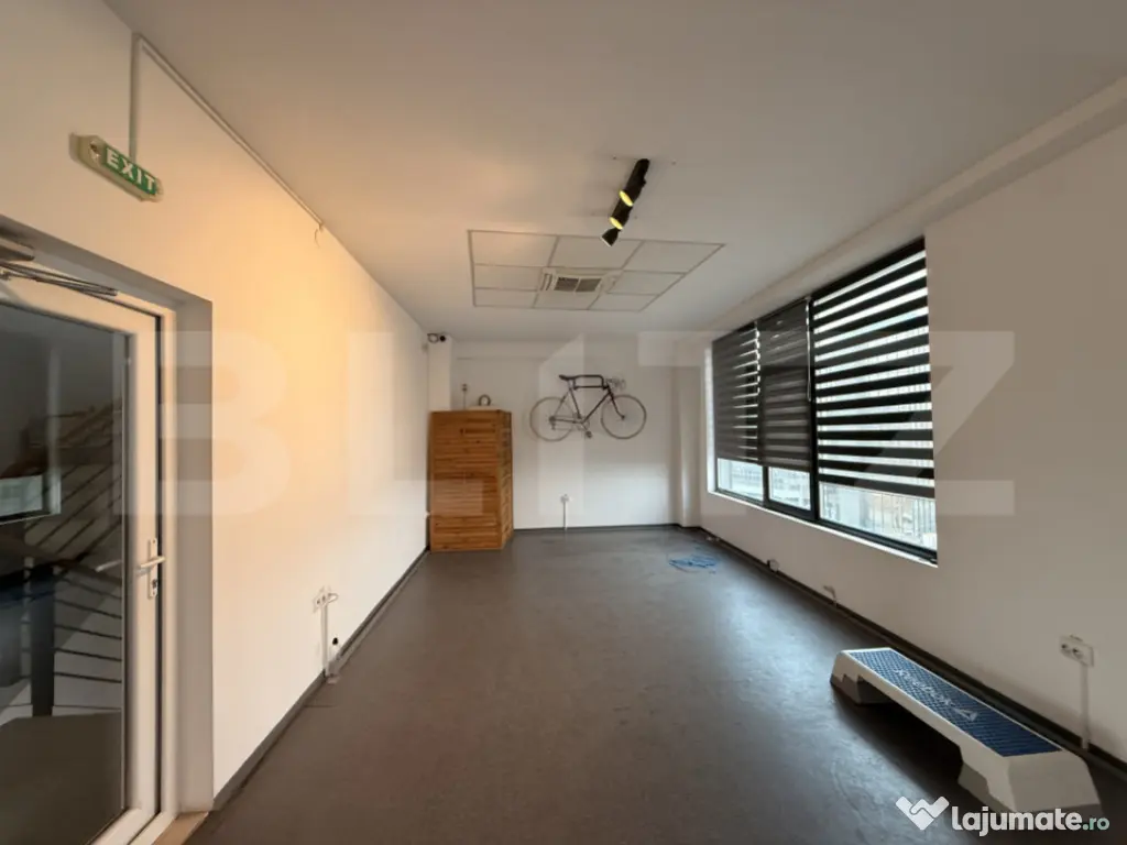 P + E clădire birouri, 334 mp, parcare, Calea Severinului