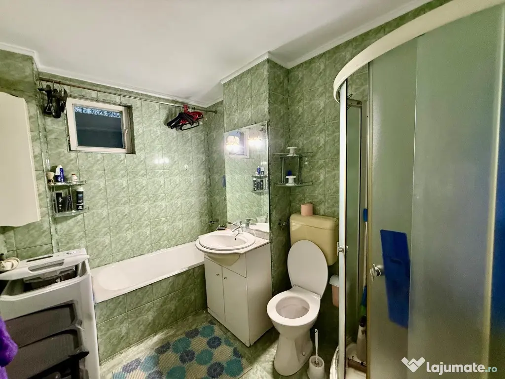 Apartament 2 camere, decomandat, etaj 1, Zona Marasti