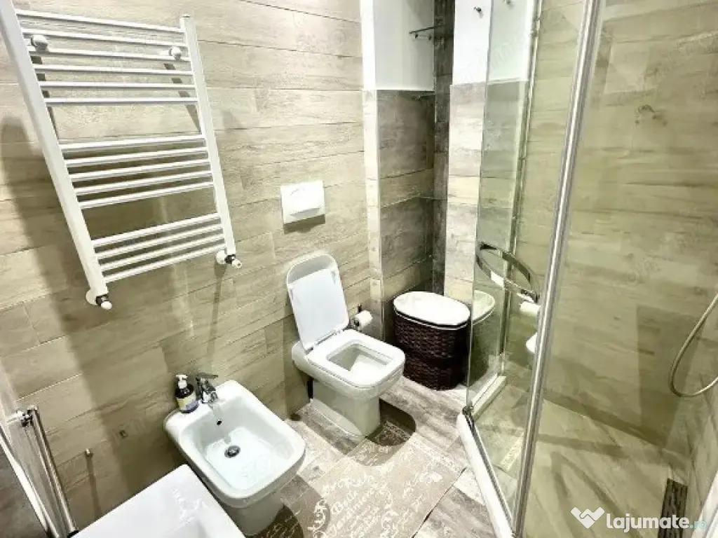 2 camere zona Herastrau