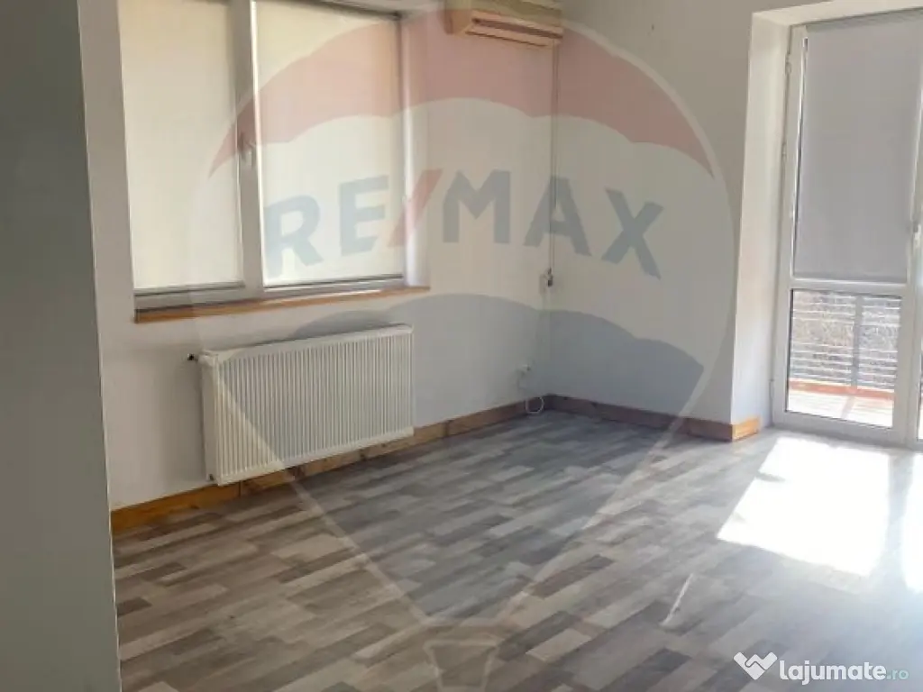 Parter + Etaj 1 de închiriat în vilă – 220 mp – Zo... 