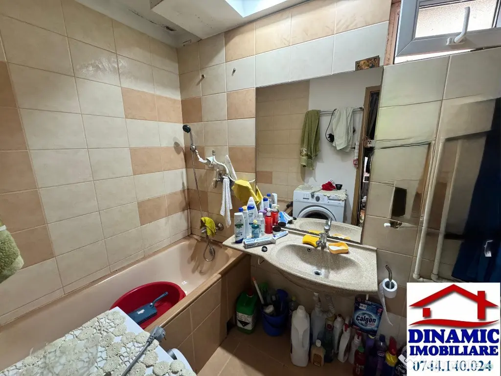 Apartament 3 camere,Str.Viforului,semi-central, PRET PROMO 33.000 EURO 