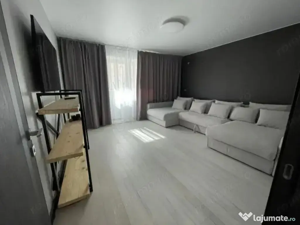 Garsoniera zona Mihai Bravu