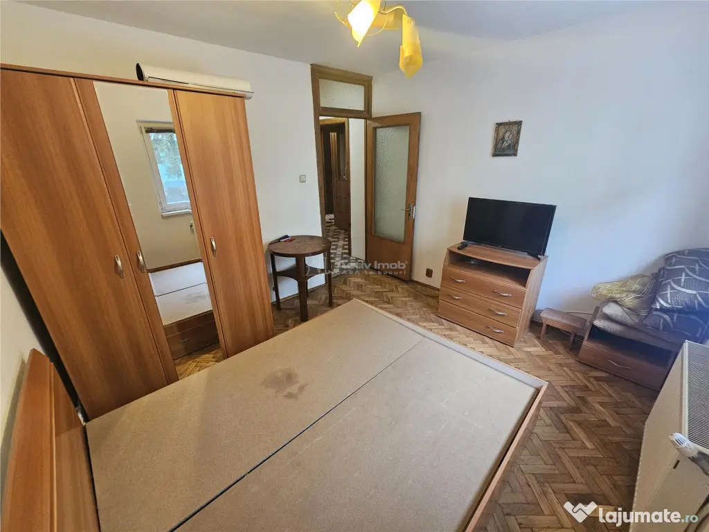 Resita, 3 Cam. Dec., Mobila Utilat, Parter Inalt, Micro 4