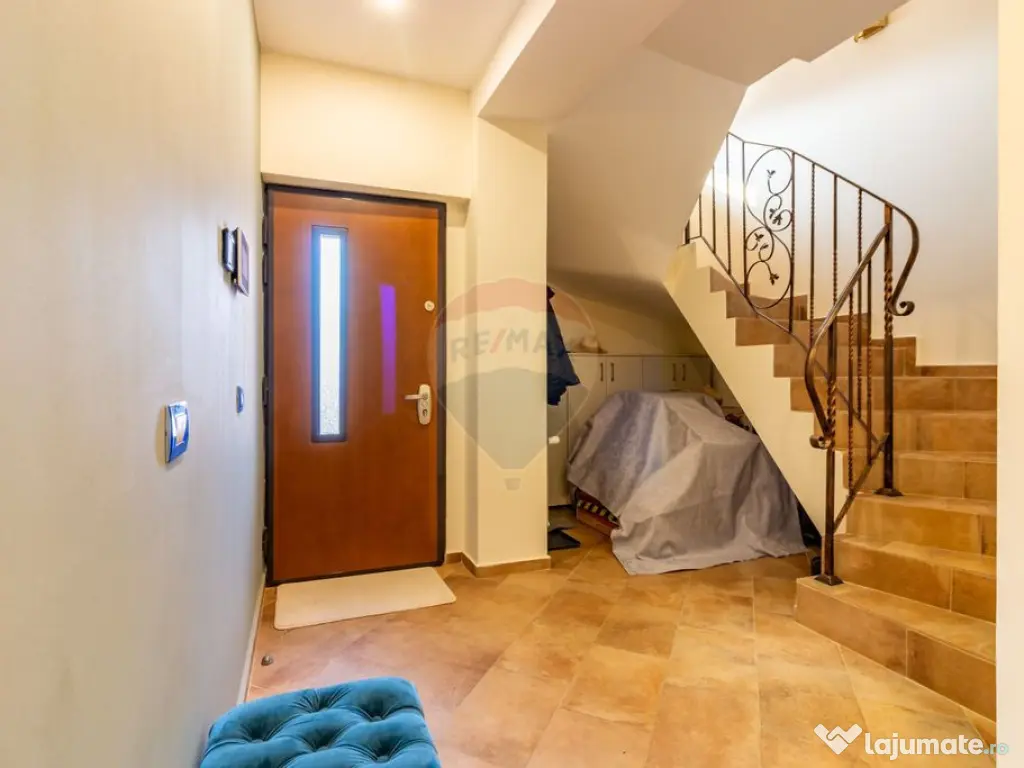 Vilă P+E+M cu 4 camere, 294 mp, Berceni/Ilfov 