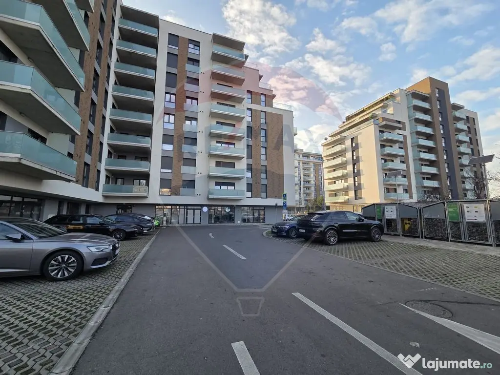 Apartament cu 3 camere in complexul Grand Hill Residence ...