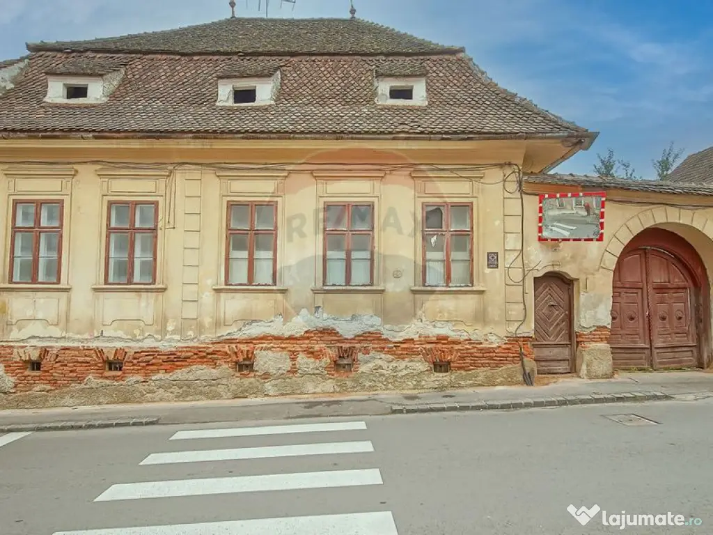 Casă singură în curte, de închiriat, Schei! 