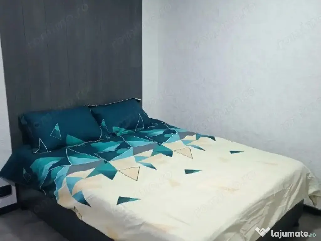 Ofer spre inchiriere garsoniera in zona Lujerului