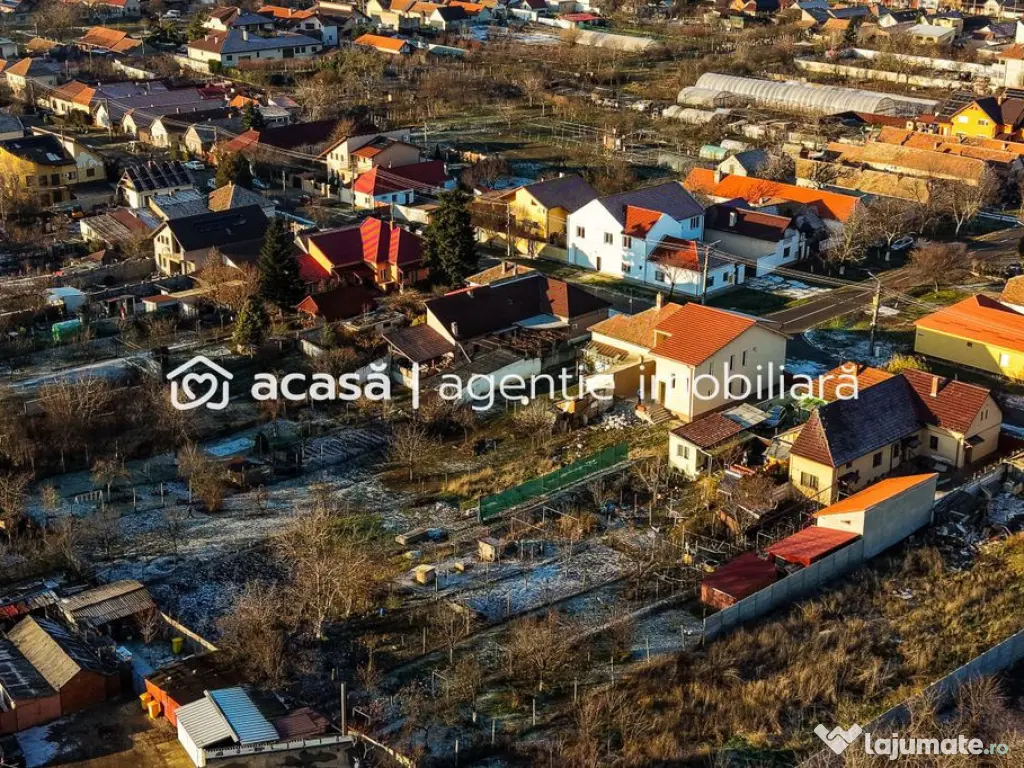 Casă nouă cu etaj semifinalizată în Aradul Nou 