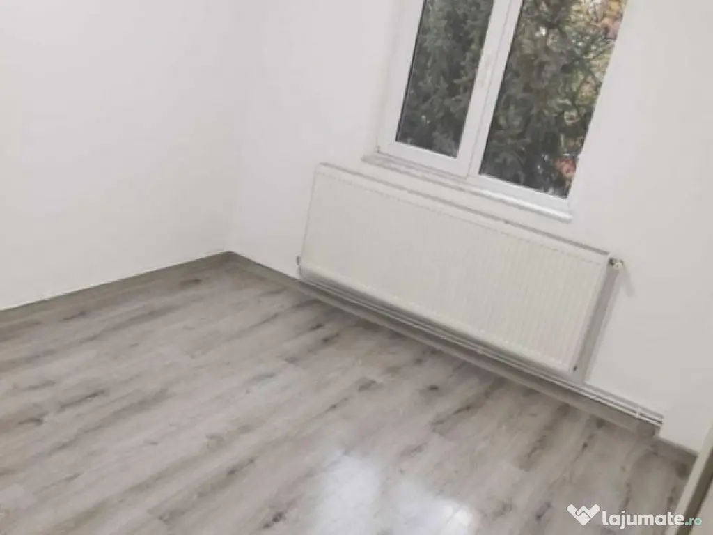 Apartament de 3 camere ( Renovat -Luminos)-Grivitei