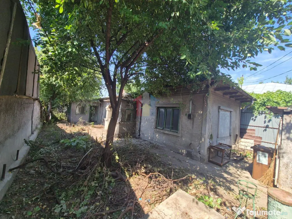 Teren 300 mp cu utilitati, deschidere 10 m, Chercea