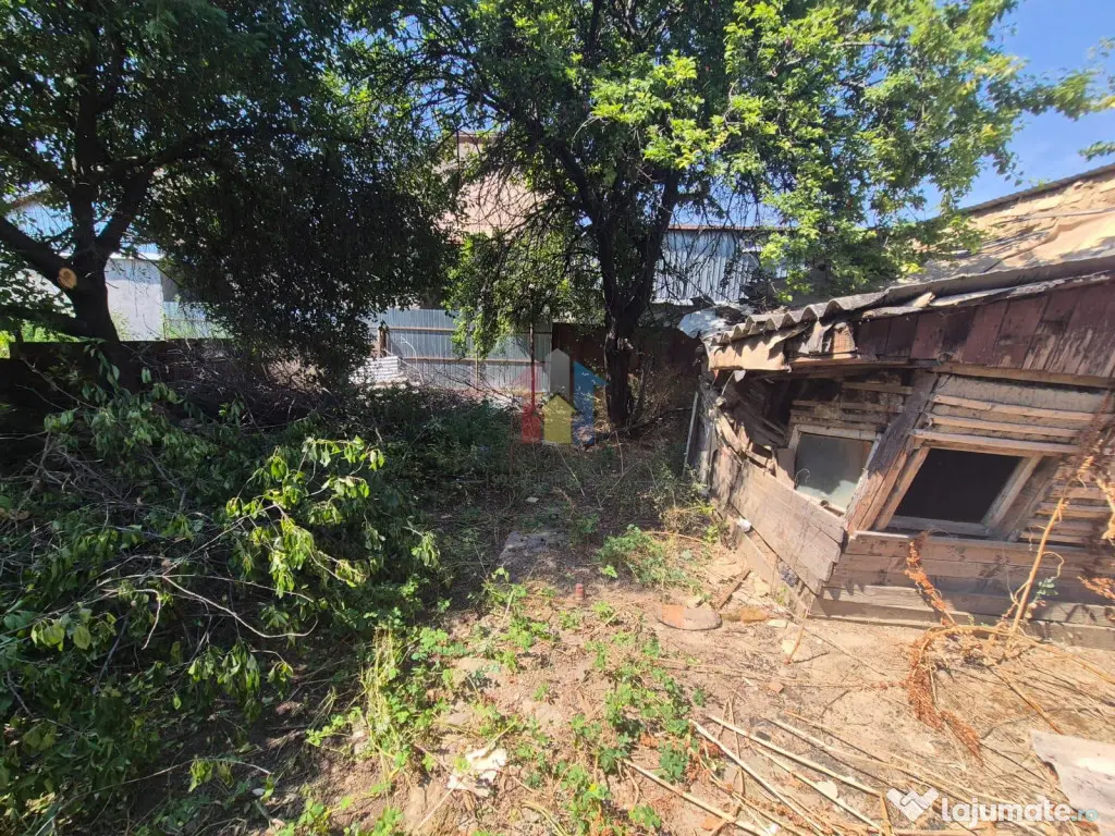 Teren 300 mp cu utilitati, deschidere 10 m, Chercea