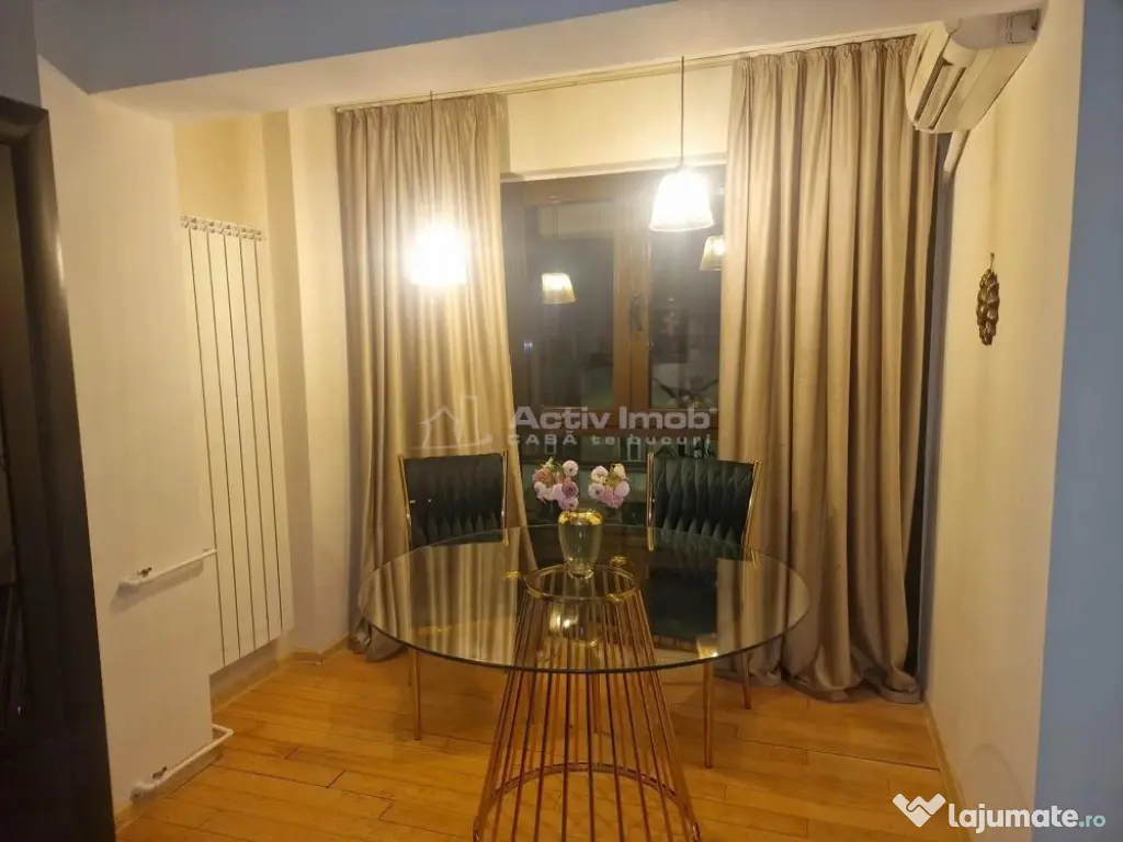 2 Camere, Ultracentral, Piata Dorobanti