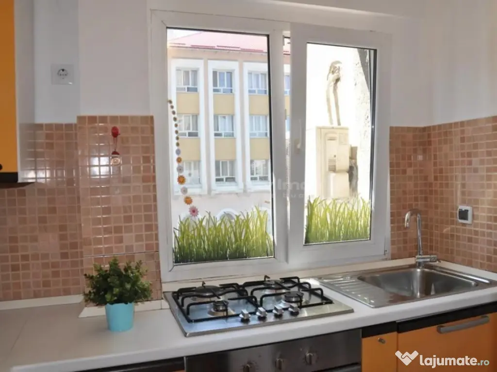 2 Camere, Ultracentral, Piata Dorobanti