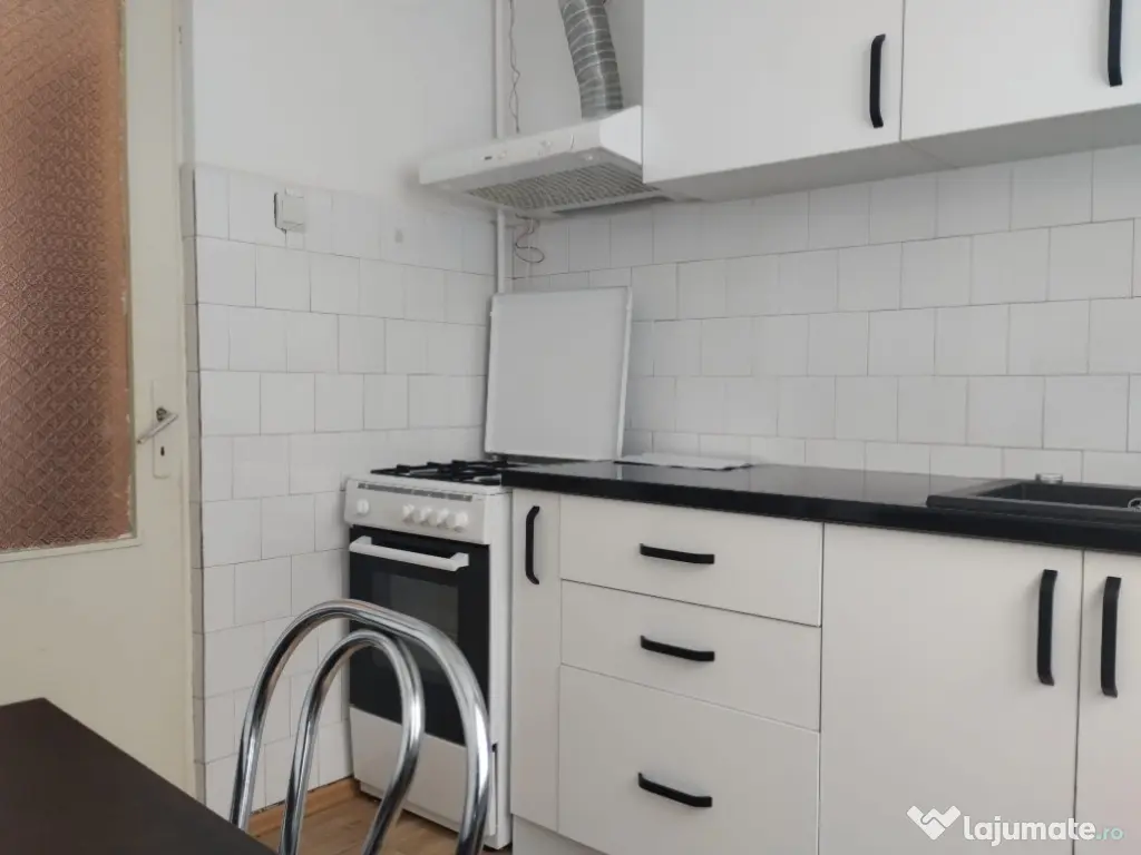 Apartament 2 camere in Deva, zona Casei de Cultura, et 1 