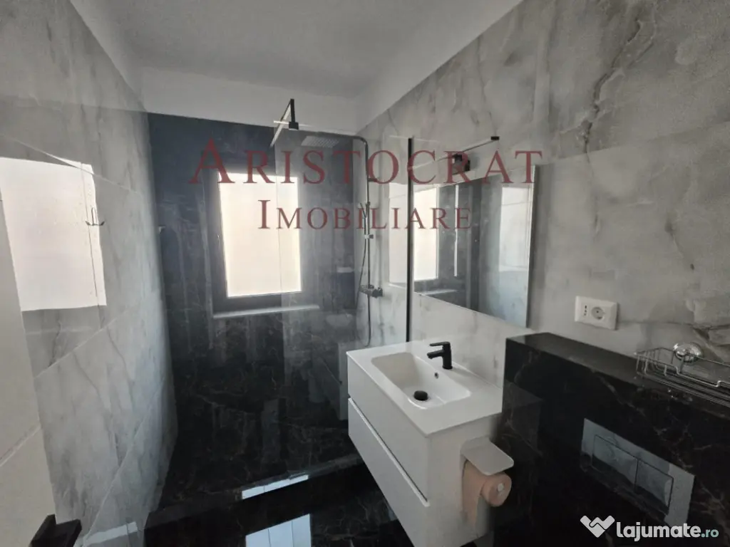 Casa parter zona centrala 