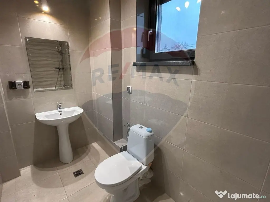 Inchiriere Vilă 3 camere Centrala Metrou Straulesti 