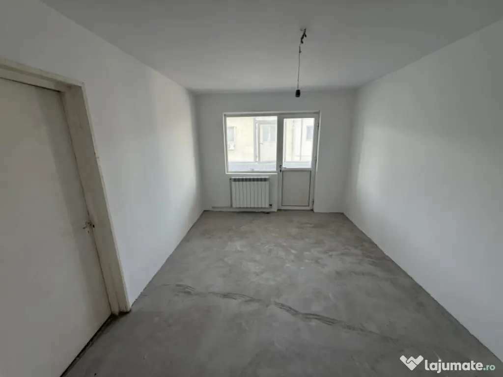 Vest - 2 camere, etaj 2, centrala gaz 