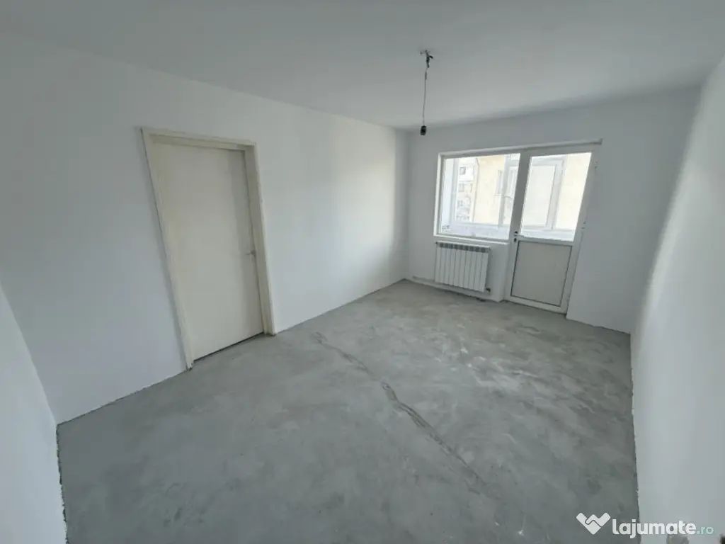 Vest - 2 camere, etaj 2, centrala gaz 