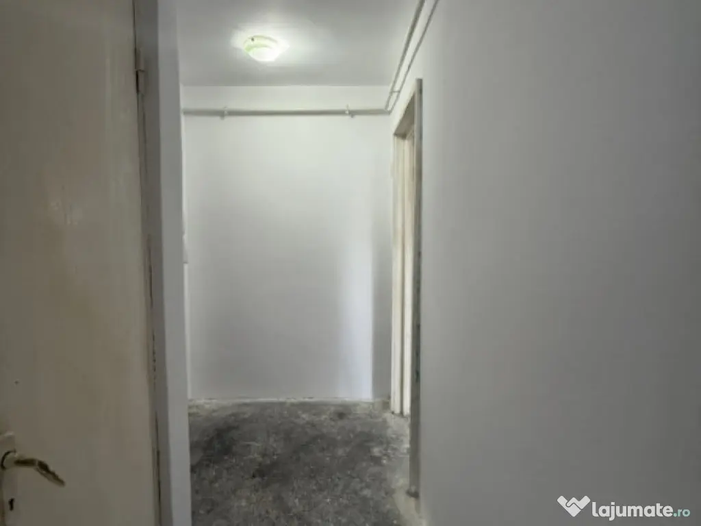 Vest - 2 camere, etaj 2, centrala gaz 