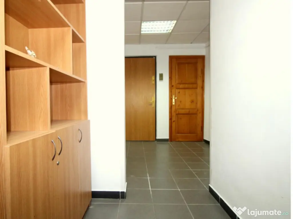 Spațiu de birou – 4 camere, 70 mp – Ultracentral, zona 