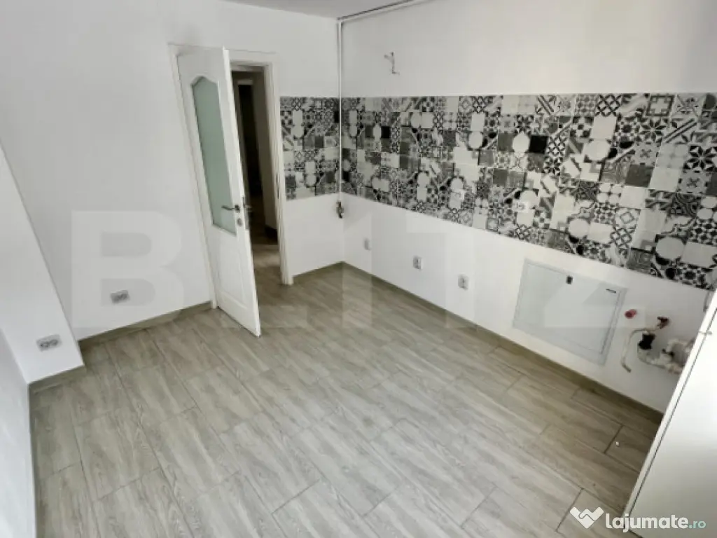APARTAMENT 3 CAMERE DECOMANDAT IN ZONA DEOSEBITA CU VEDERE S