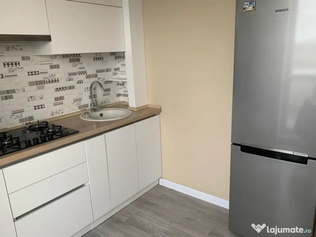 Garsoniera zona Obor