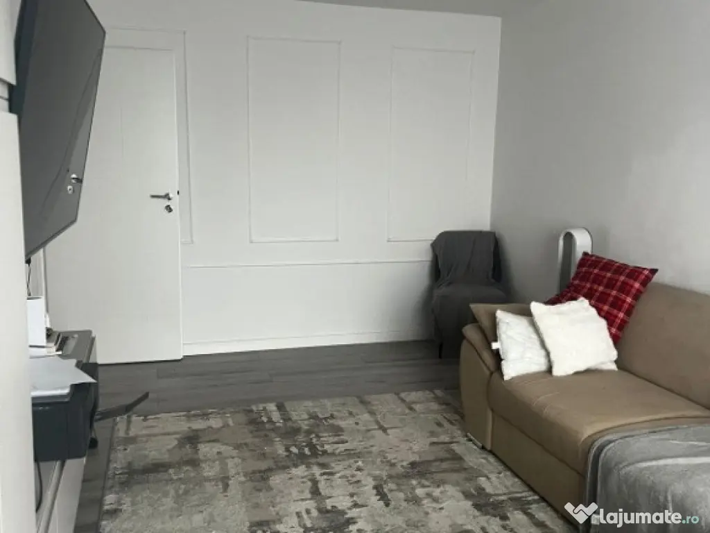 Apartament 3 camere zona Berceni ,Aparatorii Patriei cu centrala 