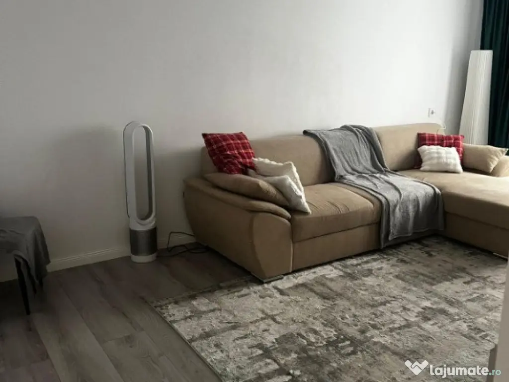 Apartament 3 camere zona Berceni ,Aparatorii Patriei cu centrala 