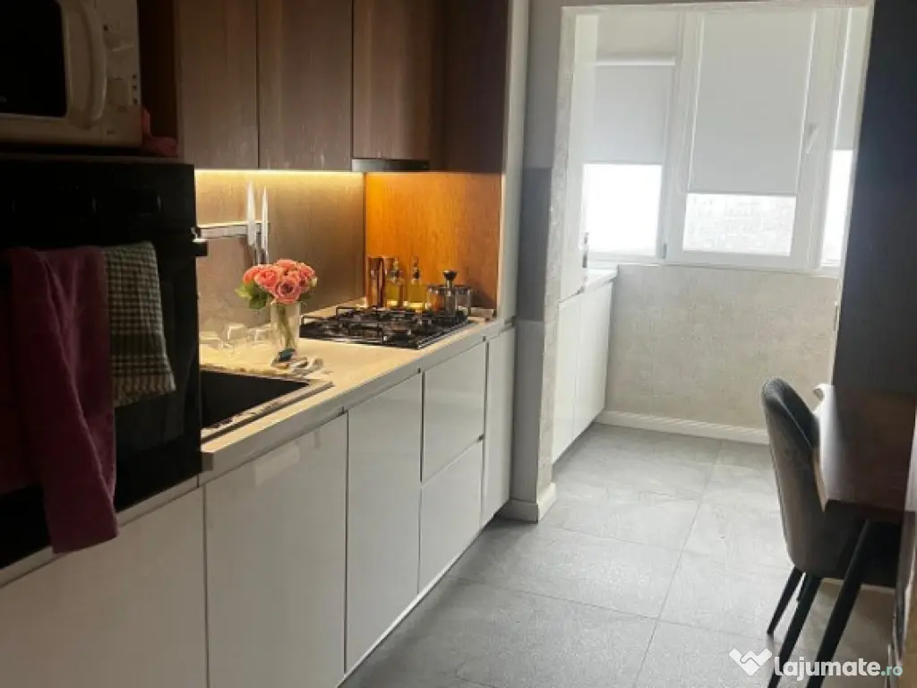 Apartament 3 camere zona Berceni ,Aparatorii Patriei cu centrala 